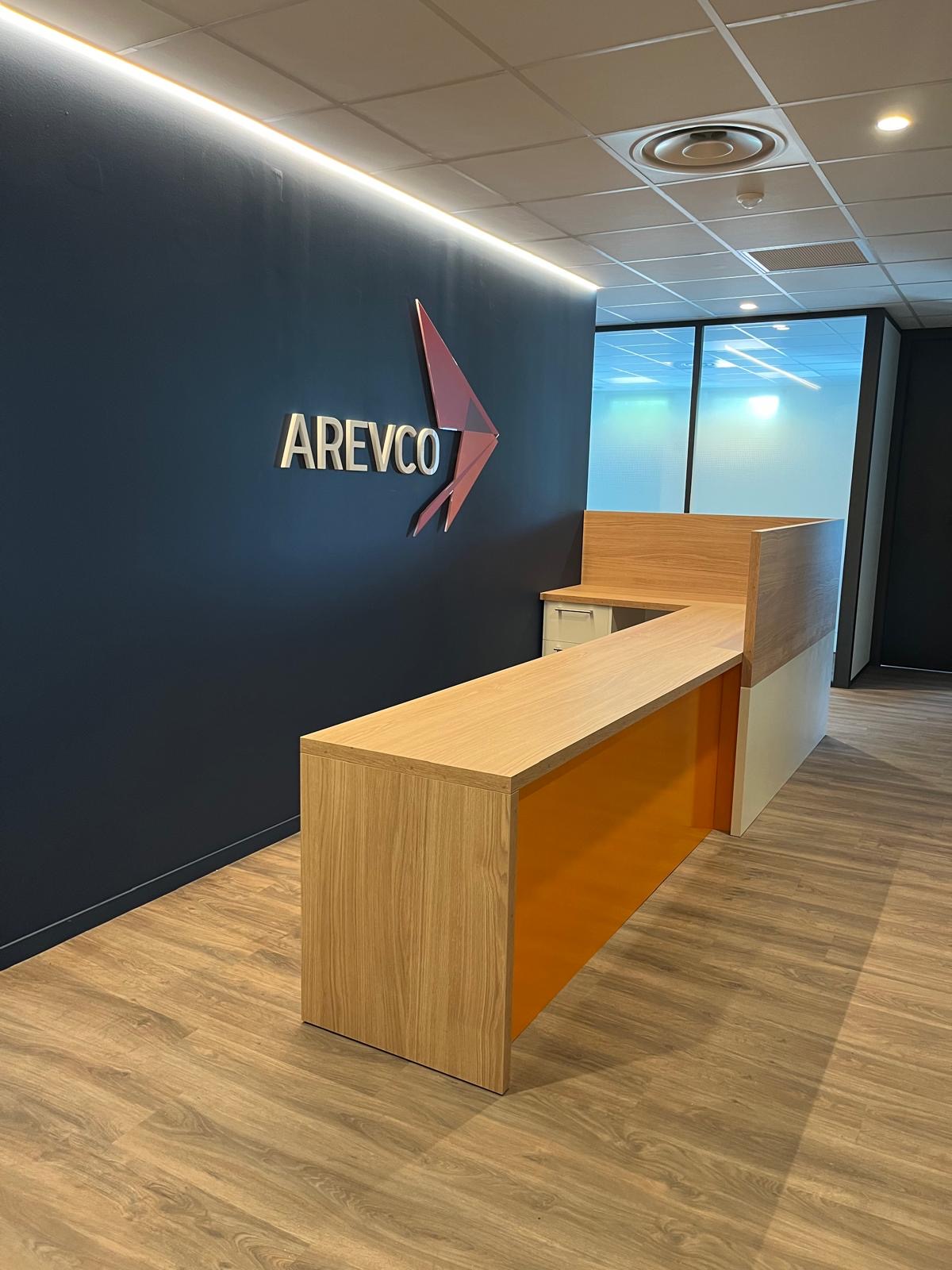 VITRINE EXPOSITION SHOWROOM – BASSIN BLEU