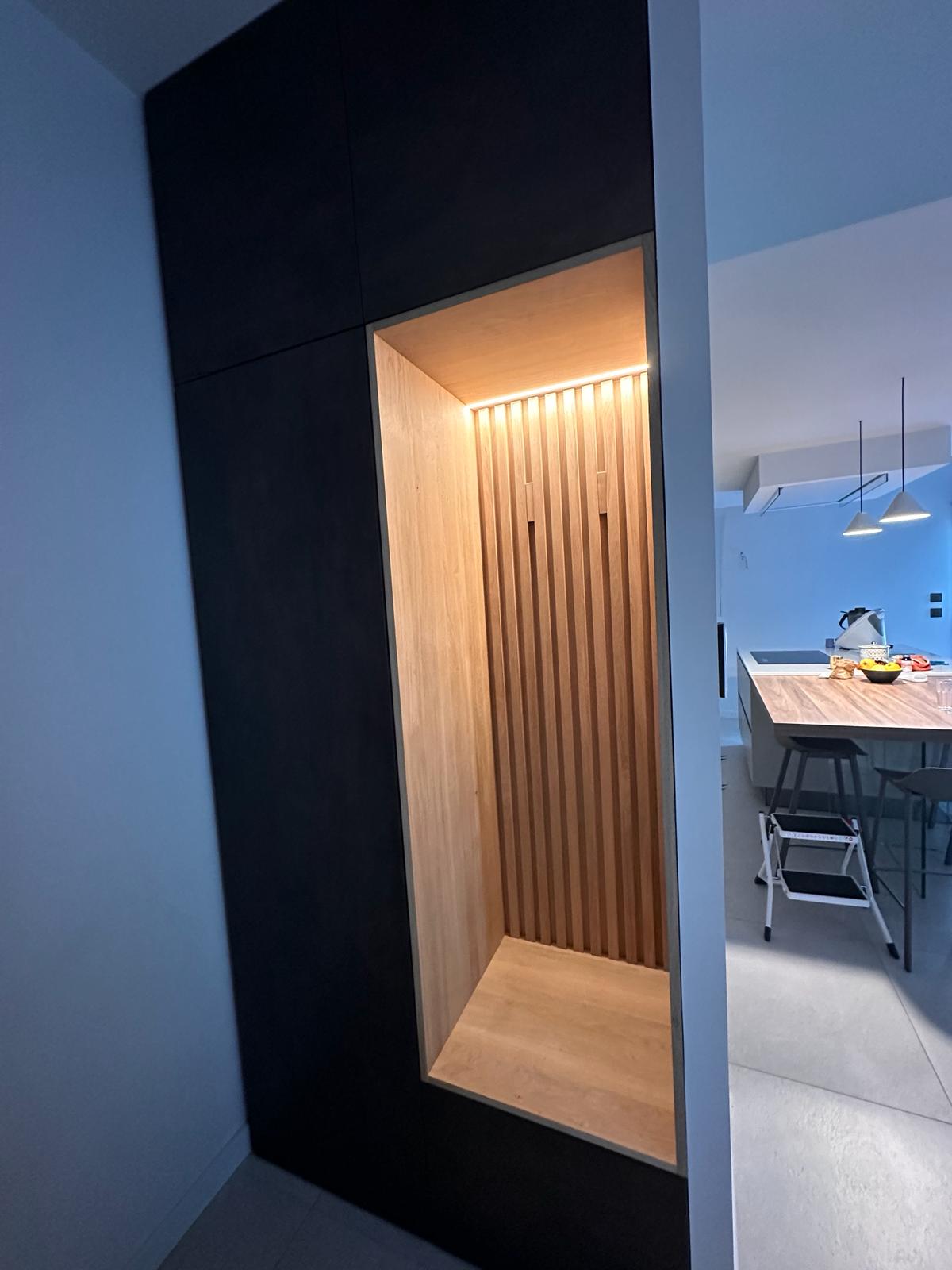 Niche avec leds – Bois massif