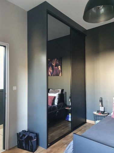 Placard sur-mesure et rangements en niches chambre