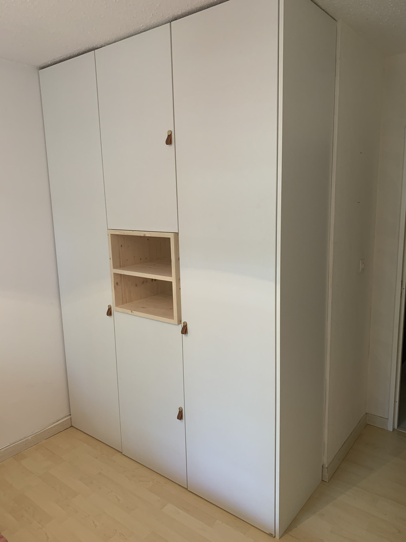 Placard sur-mesure portes aspect verrière