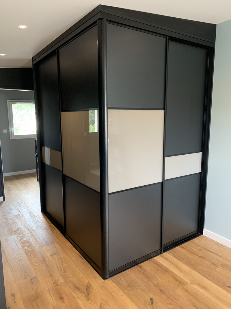 Placard sur-mesure miroir sérigraphie