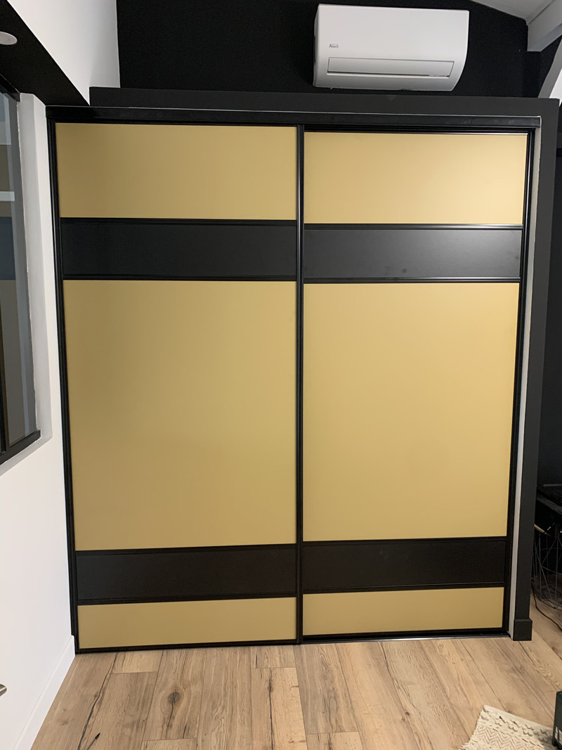 Placard sur-mesure portes coulissantes