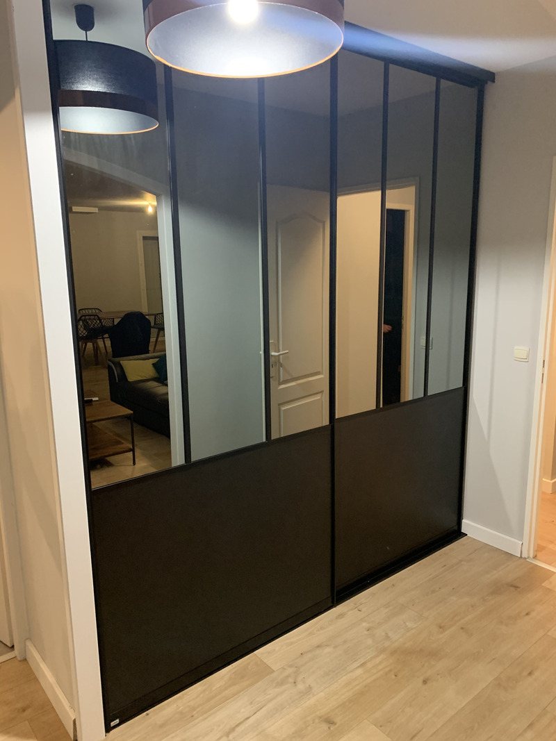 Placard sur-mesure avec niches