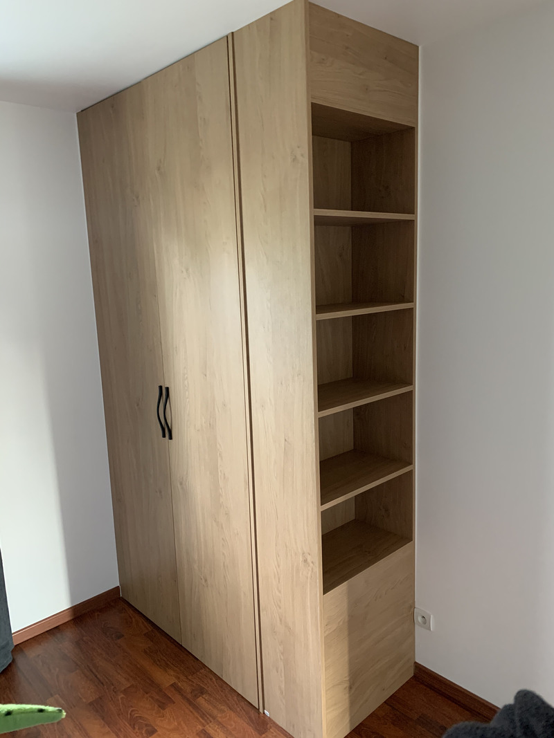 Placard sur-mesure portes coulissantes