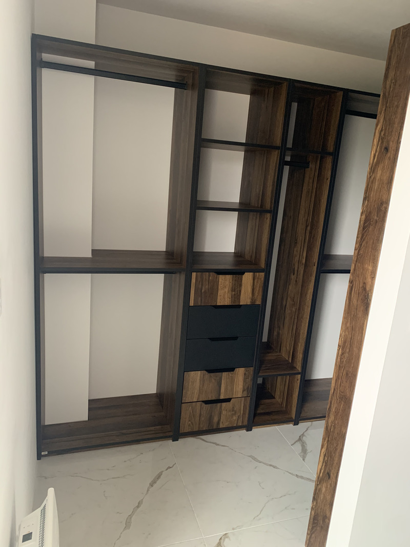 Placard sur-mesure d&rsquo;une entrée