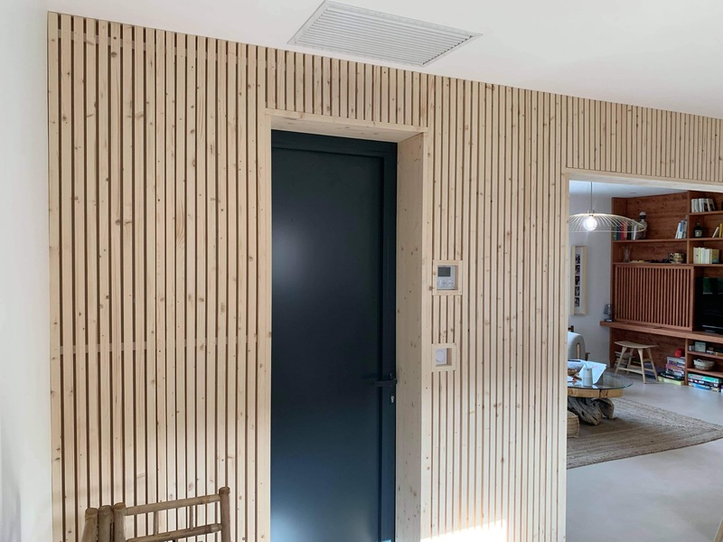 ENTREE CLAUSTRA ET NICHE FAUTEUIL