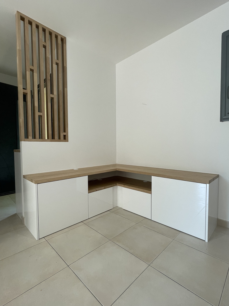 MEUBLE TV SUSPENDU  LED INTEGREE